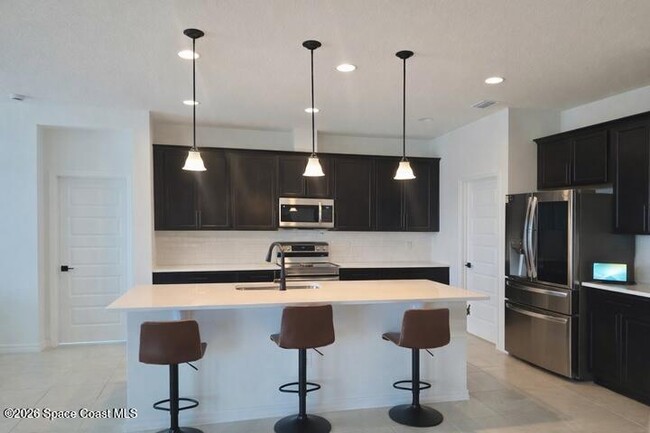 Building Photo - 2717 Kamin Dr