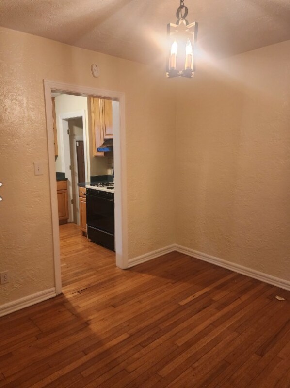 Foto del edificio - 6171 Kingsley Dr