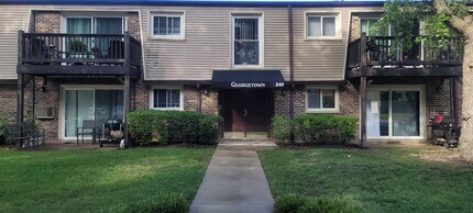 Building Photo - 240 N Carter St