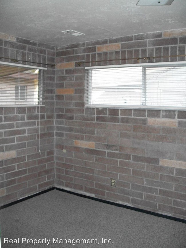 Foto del edificio - 2750 Reservoir Ln