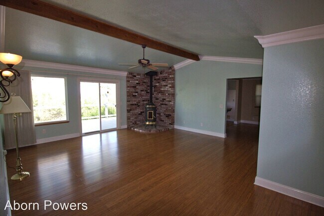 Building Photo - 3 br, 2 bath House - 3471 Orinda Circle