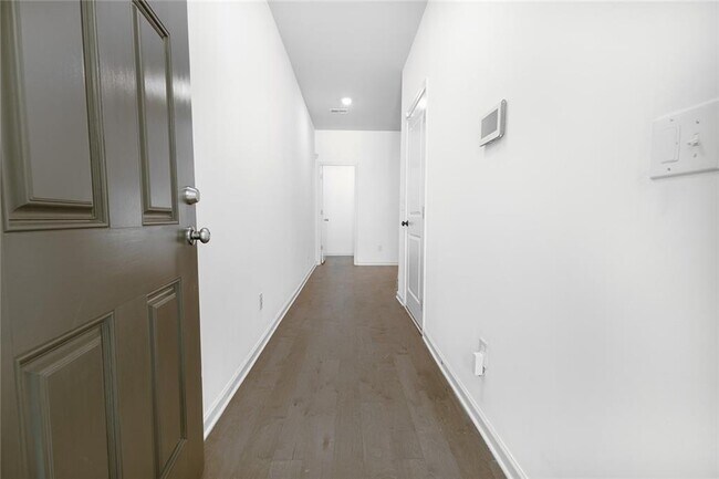 Foto del edificio - 7095 Gladstone Cir