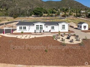 Building Photo - 471 Stewart Canyon Rd
