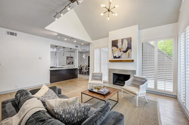 Foto del edificio - 338 Litchfield Ln