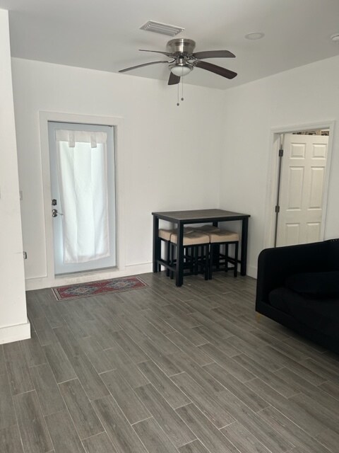 Primary Photo - 15730 Palmetto Club Dr