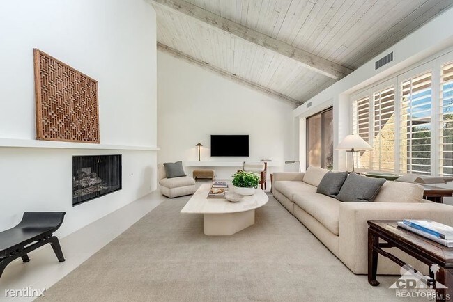 Foto del edificio - 2 br, 2 bath House - 638 Hospitality Dr