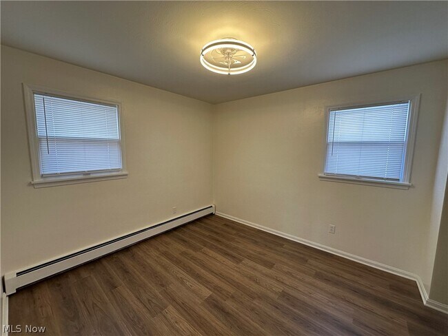 Foto del edificio - 840 Moyer Ave