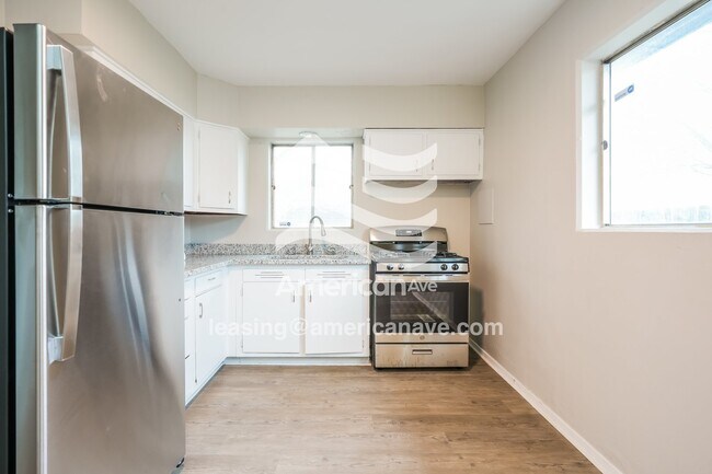 Foto del edificio - 1506 N Meade St