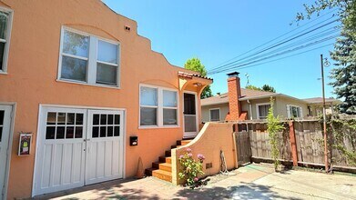 Building Photo - 3242 Briggs Ave