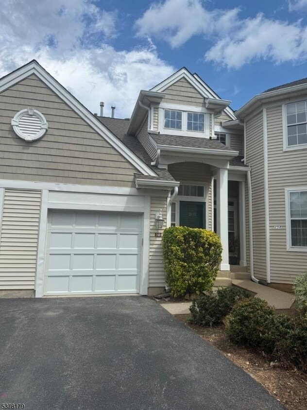 Primary Photo - 260 Bald Eagle Dr