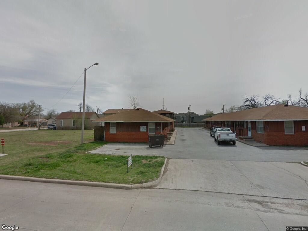 Primary Photo - 2108 SW A Ave