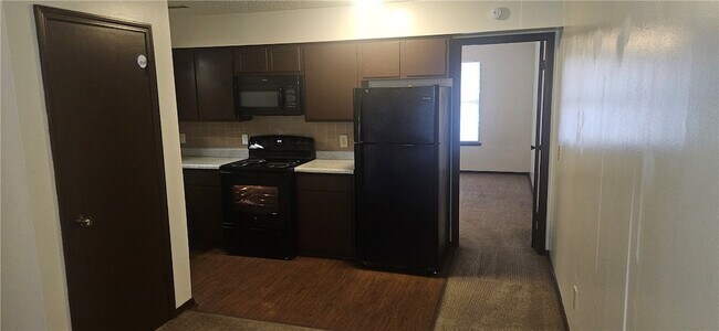 Foto del edificio - 635 Whitham Ave