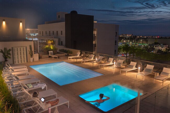 Foto del edificio - 1550 Lincoln