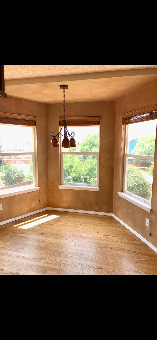 Kitchen Table area faces Pikes Peak - 2830 Dristol Dr