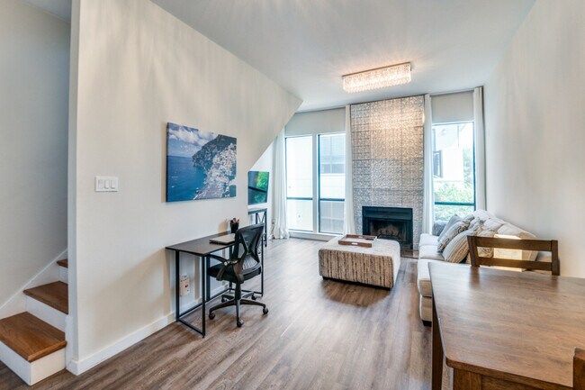 Foto del edificio - 3907 Throckmorton St
