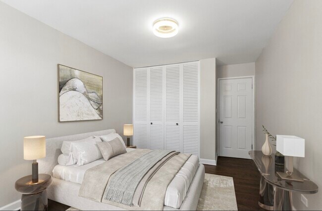 Foto del edificio - 2401 W Balmoral Ave