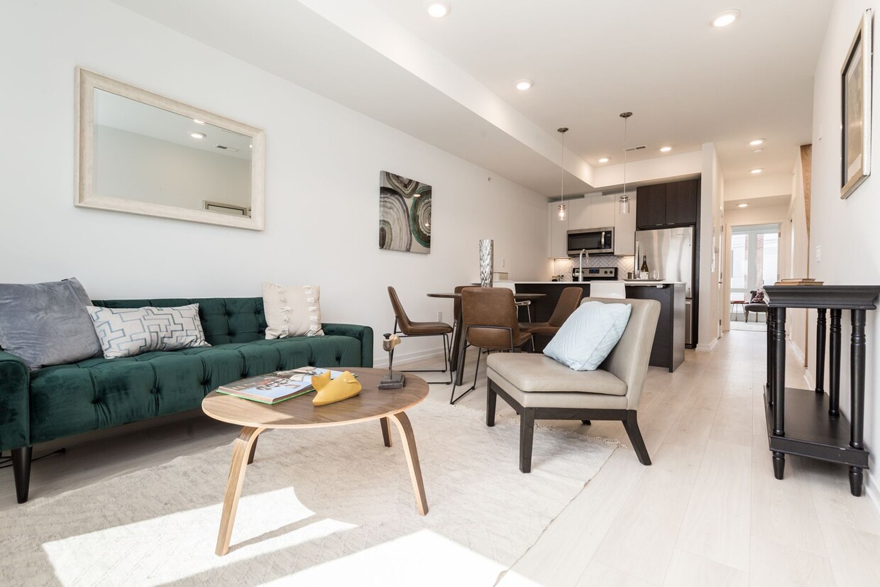 Foto principal - 1242 N Taney St