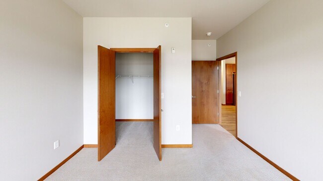 Interior Photo - Howard Commons