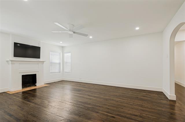 Foto del edificio - 4425 Emerson Ave