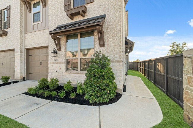 Foto del edificio - 6579 Scarlet Pond Ln