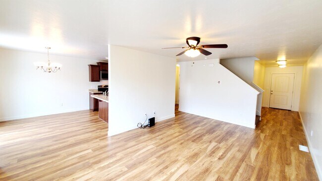 Building Photo - 14783 Stonehenge Pl