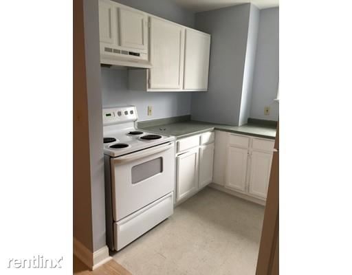 Building Photo - 855 Cambridge St