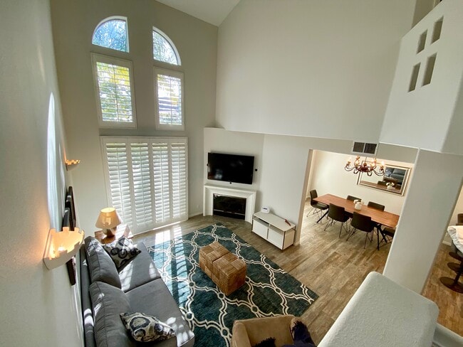 Living Room - 6483 Zuma View Pl