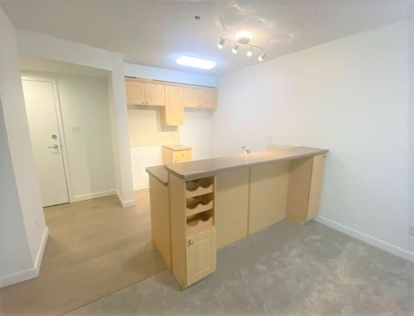 Building Photo - 12838-12865 65 St NW