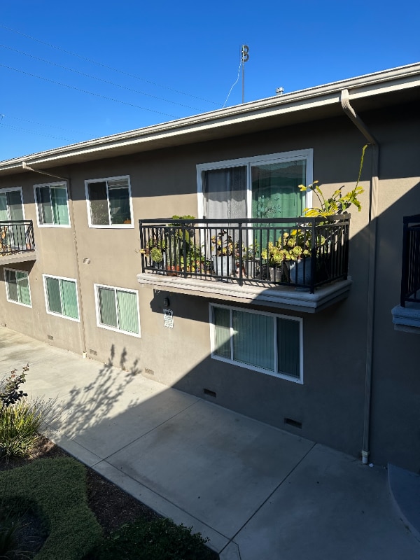 897 Center St Unit 23, Costa Mesa, CA 92627 Room for Rent in Costa