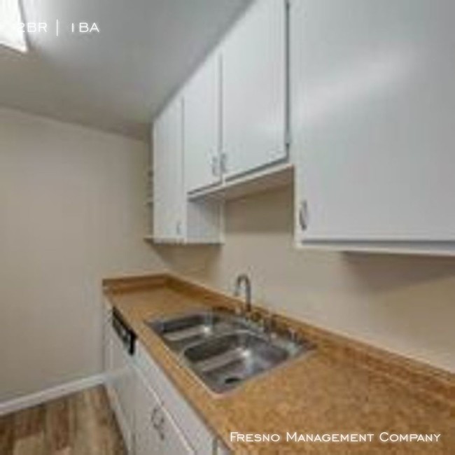 Foto del edificio - 2 Bedroom Apartment In Coalinga!