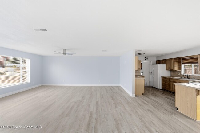 Foto del edificio - 1715 N Merrimac Dr