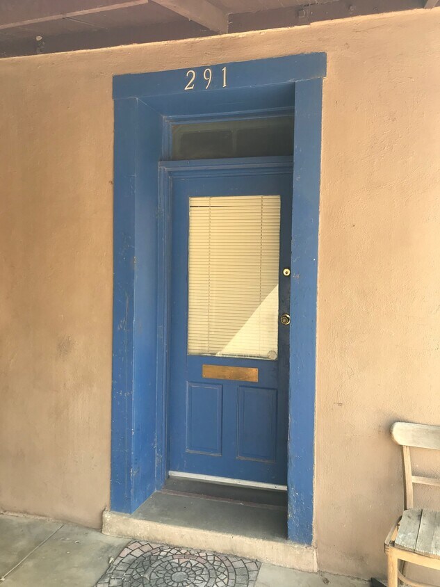 Primary Photo - 291 N 3rd Ave