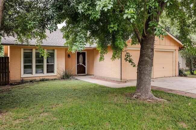 Foto del edificio - 4401 Dovemeadow Dr