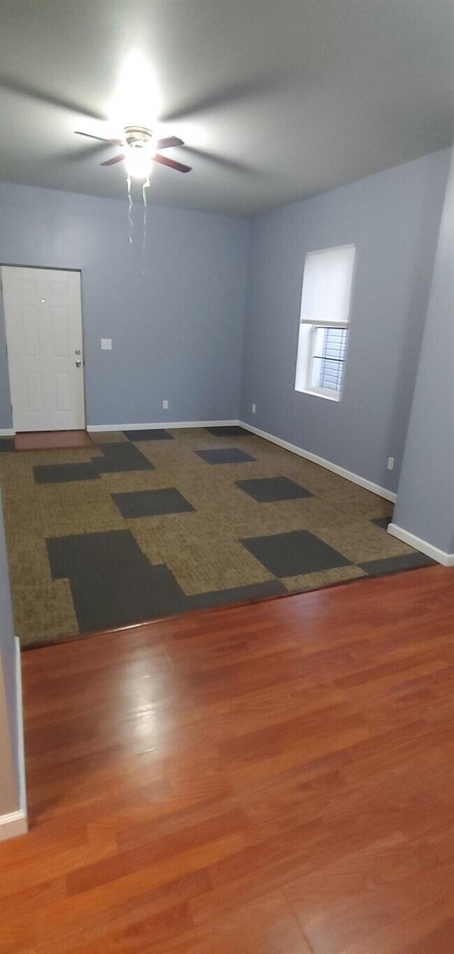 21 N Main St Unit D, Dry Ridge, KY 41035 Room for Rent in Dry Ridge