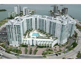 Building Photo - 7900 Harbor Island Dr