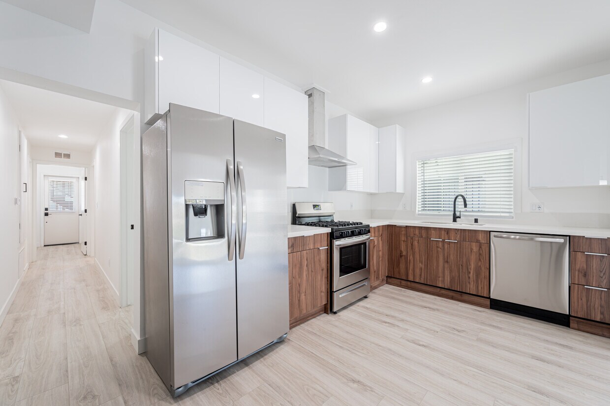 Foto principal - 201 S Park View St