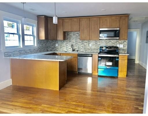 Foto del edificio - 5 Ellsworth Rd