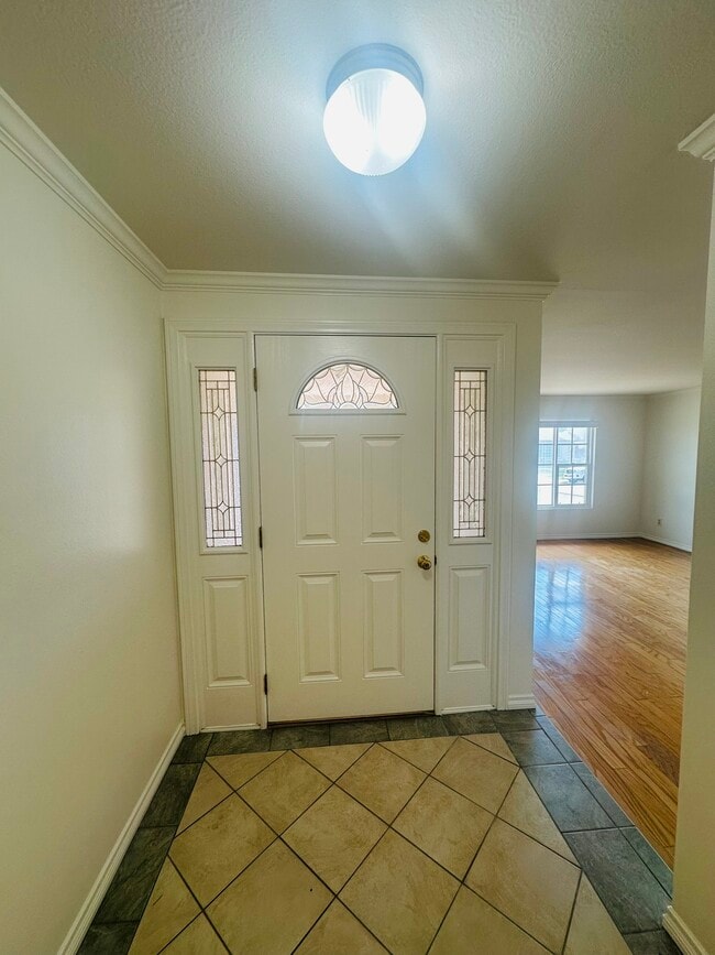 Building Photo - 4056 Caseman Ave