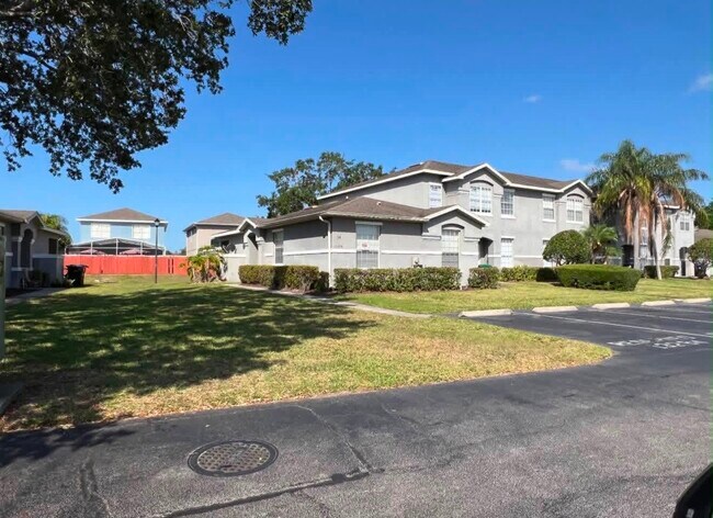 Building Photo - 13294 Summerton Dr