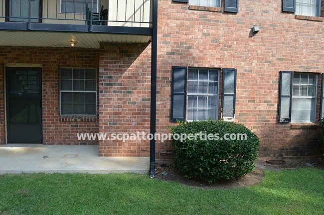 Building Photo - Carnaby Square Apartment