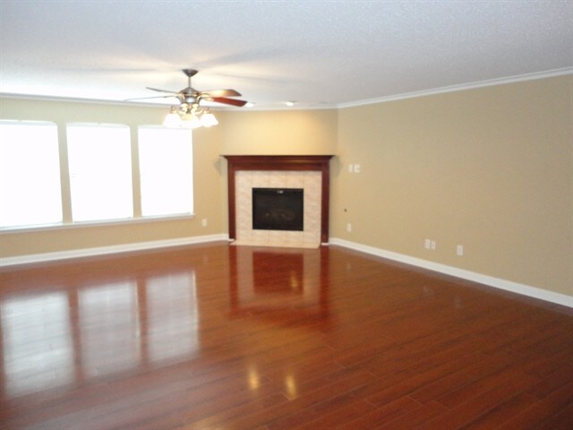 Building Photo - 10442 Juniper Breeze Drive