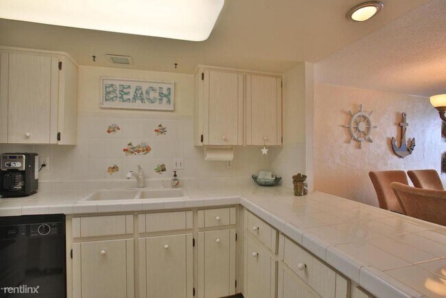 Building Photo - 1 br, 2 bath Condo - 3615 S Atlantic Ave