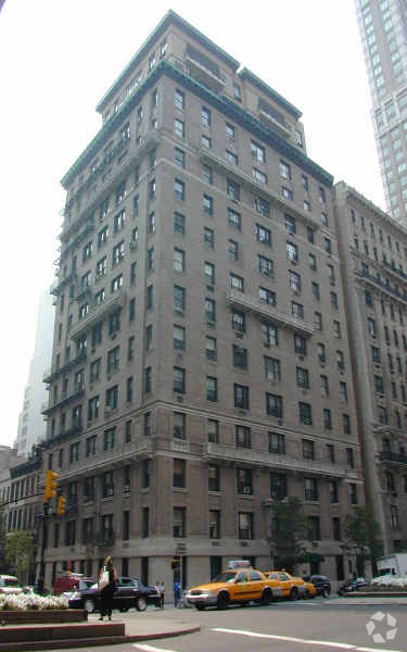 Foto del edificio - 525 Park Ave