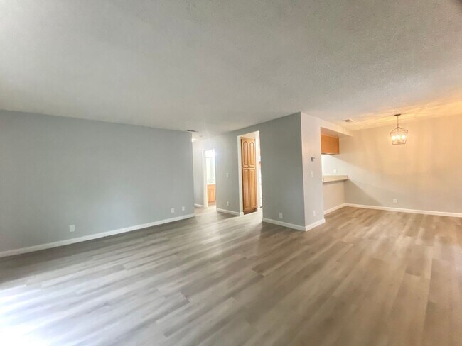Foto del edificio - Charming 2-bedroom townhome in Fremont