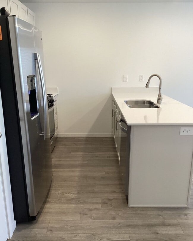 Foto del edificio - 543 May Dr