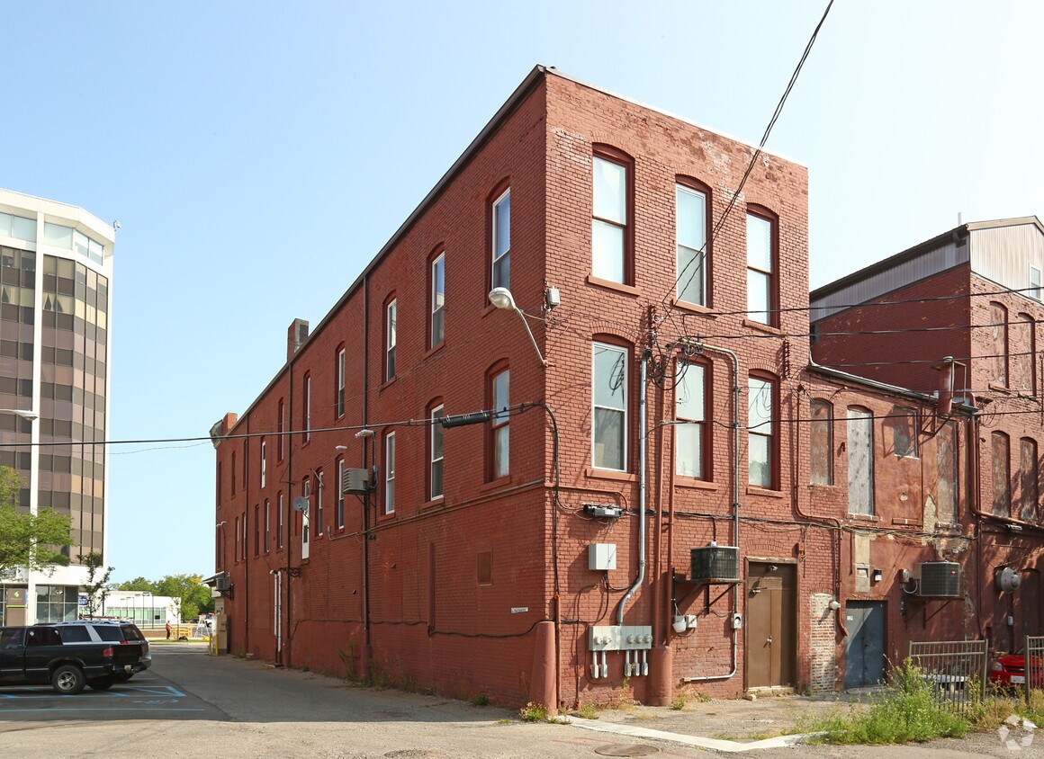 Foto del edificio - Reardon Lofts