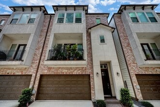 Building Photo - 2231 Chenevert St