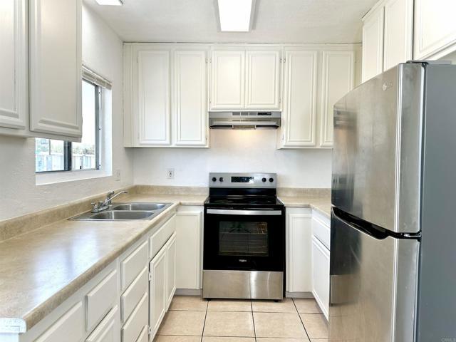 Foto del edificio - 5377 Imperial Ave