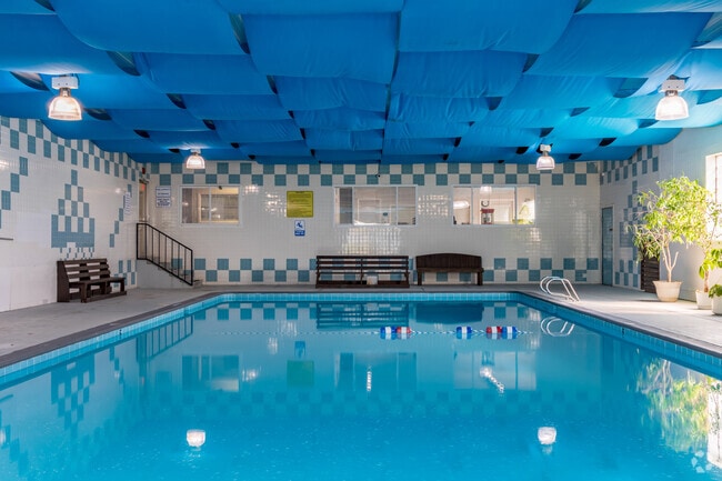 Piscina - Pines at Southmoor Apartments