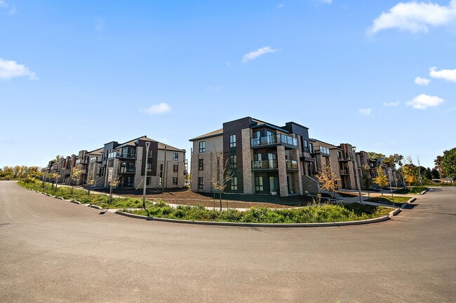 Building Photo - Quai De la Gare Sainte-Rose - Phase 1